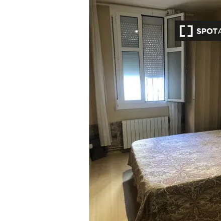 Rent this 1 bed room on Carrer de l'Alcalde de Móstoles in 34-40, 08025 Barcelona