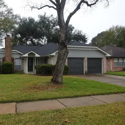 Rent this 3 bed house on 8661 Sunny Ridge Drive in Copperfield, Harris County