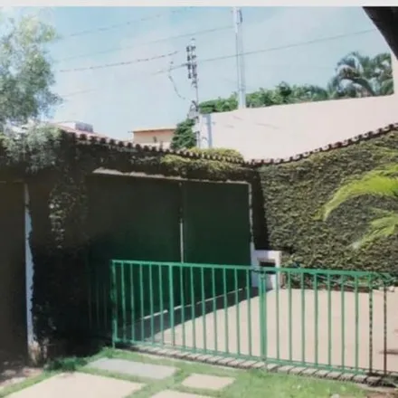 Buy this 4 bed house on Rua 1128 in Setor Marista, Goiânia - GO