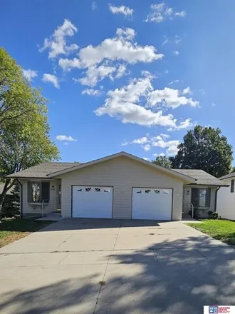 Buy this studio house on 5501 Sea Mountain Road in Lincoln, NE 68521