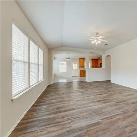 Image 2 - 516 West South Street, Leander, TX 78641, USA - House for rent