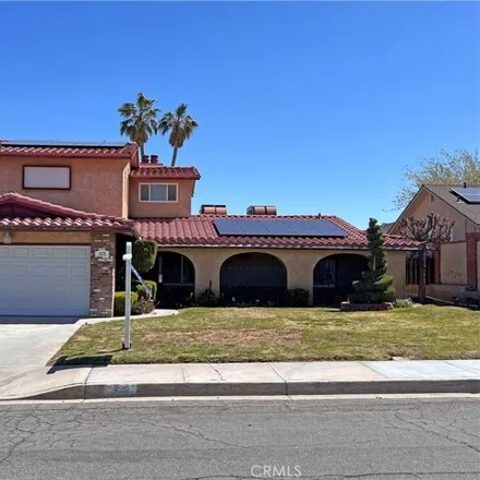 Buy this 5 bed house on 429 Oakmont Dr in Barstow, California