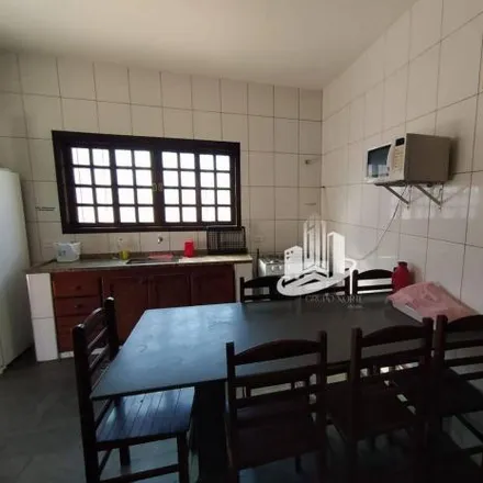 Buy this 2 bed house on Rua Alexandre de Souza Freire Faria in Jardim Bela Vista, Caraguatatuba - SP