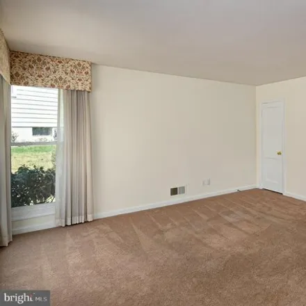 Image 6 - 1202 Biddle Place, Catonsville, MD 21228, USA - House for sale