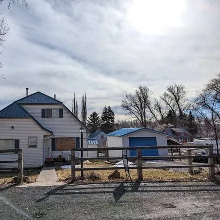 Buy this 4 bed house on 179 North Roanoke Avenue in Hines, Harney County