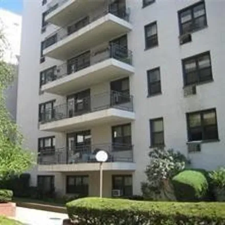 Image 2 - 3080 Voorhies Avenue, New York, NY 11235, USA - Condo for sale