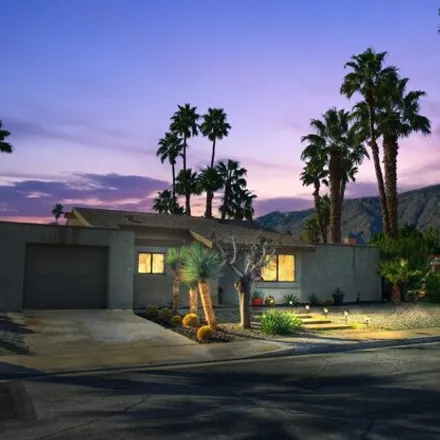 Image 2 - 1355 East Gem Circle, Palm Springs, CA 92262, USA - House for sale