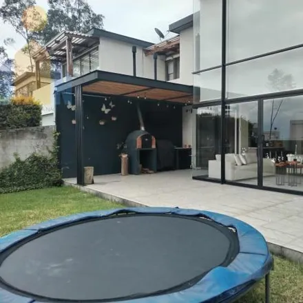 Buy this 4 bed house on Miravalle in 170525, Quito