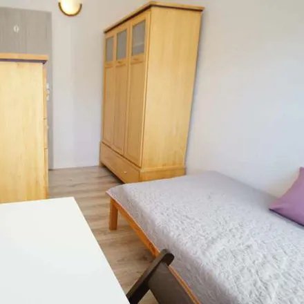 Rent this 7 bed apartment on Żabka in Zgierska 240C, 91-362 Łódź
