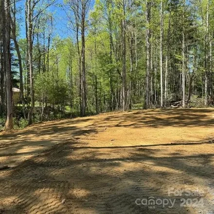 Image 5 - 117 Field Sparrow Lane, Henderson County, NC 28792, USA - Apartment for sale