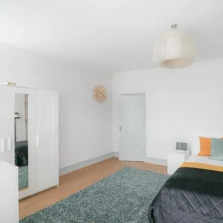 Rent this studio apartment on Beechfield Road in London, SE6 4NG