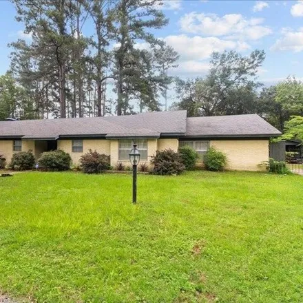 Buy this 3 bed house on 118 Meadowbrook Dr in Palestine, Texas