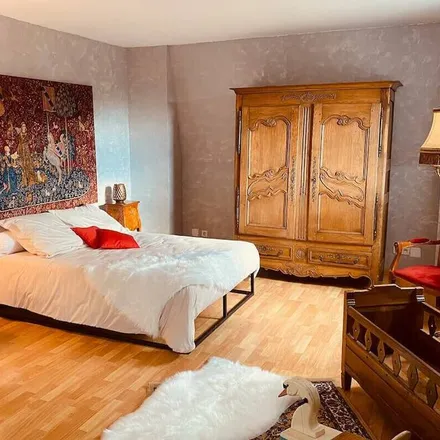 Rent this 5 bed house on Autoroute de l’Est in 57500 Saint-Avold, France