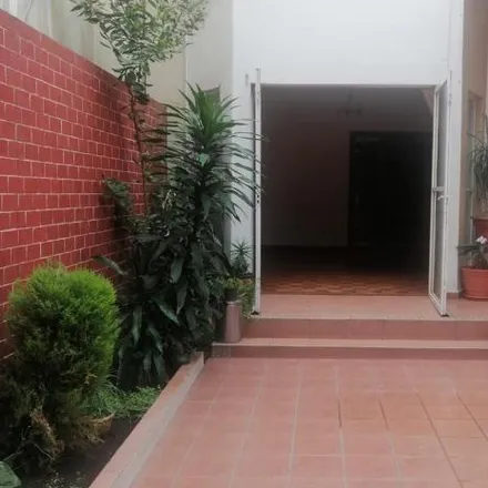 Buy this 4 bed house on Xola 1006 in Benito Juárez, 03020 Mexico City