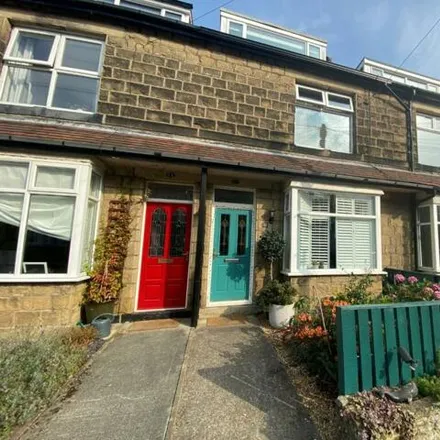 Image 1 - Grangefield Avenue, Burley-in-Wharfedale, LS29 7HB, United Kingdom - Townhouse for sale