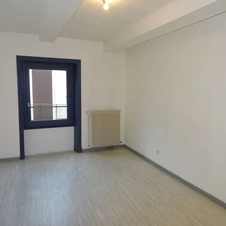Image 1 - Era Pierre Perchey Immobilier, Rue Roger Salengro, 42300 Roanne, France - Apartment for rent