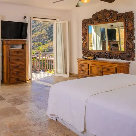 Rent this 4 bed house on Cabo San Lucas in Ampliación Mariano Matamoros, 23468 Cabo San Lucas