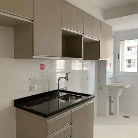 Rent this 3 bed apartment on Rua Kioto Okawati in Presidente, Londrina - PR