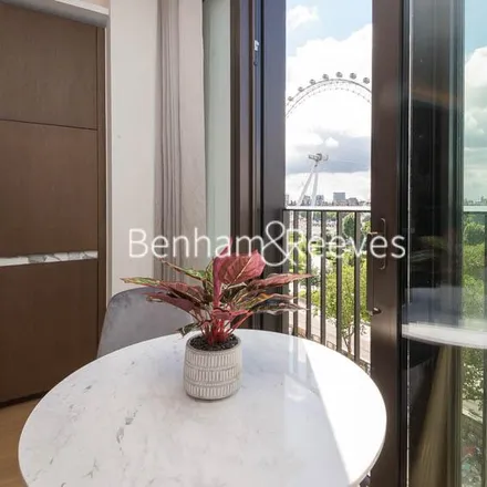 Image 9 - Topolski Century, Concert Hall Approach, South Bank, London, SE1 7DY, United Kingdom - Apartment for rent