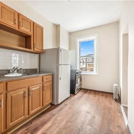 Rent this 3 bed house on 1015 39th Street in New York, NY 11219