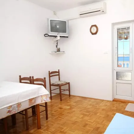 Rent this 2 bed apartment on 53296 Grad Novalja