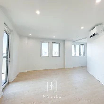 Rent this 3 bed apartment on 59 Jackson Street in New York, NY 11211