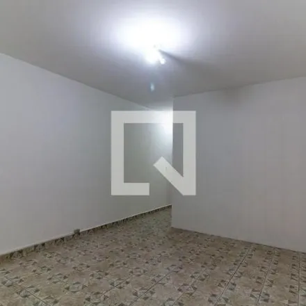 Rent this 2 bed house on Rua Pantaleão Brás in 313, Rua Pantaleão Brás