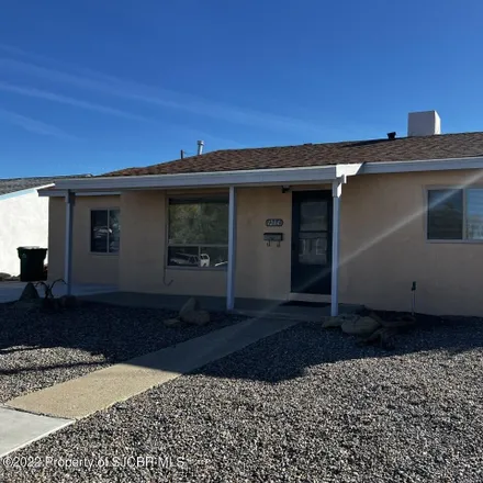 Buy this 3 bed house on 1204 North Gladeview Drive in Farmington, NM 87401