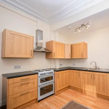 Image 4 - West Brae, Wellmeadow Street, Paisley, PA1 2EE, United Kingdom - Apartment for sale