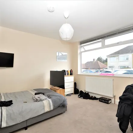 Image 9 - 102b Lower House Crescent, Bristol, BS34 7DL, United Kingdom - Apartment for rent