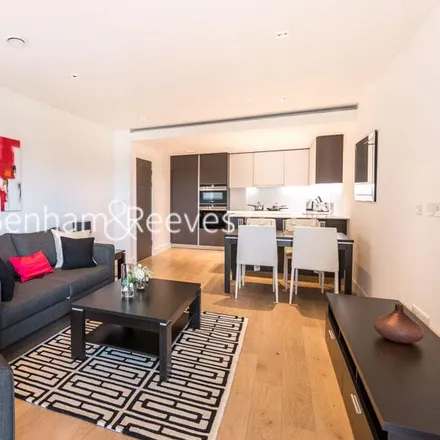 Rent this 2 bed apartment on Thompson Cavendish in Kew Bridge Road, London
