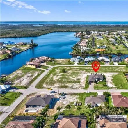 Image 7 - 2726 Northwest 42nd Avenue, Cape Coral, FL 33993, USA - House for sale