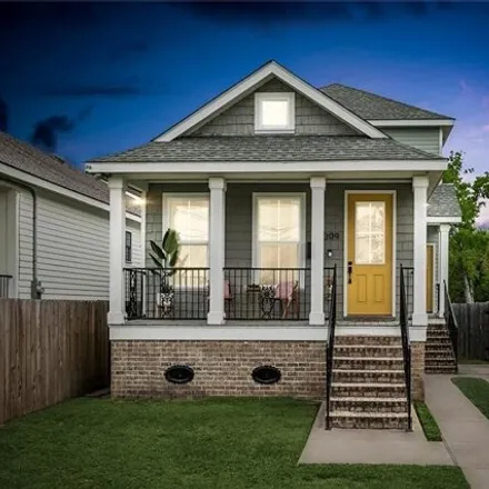 Image 5 - 1313 Foy Street, New Orleans, LA 70122, USA - House for sale