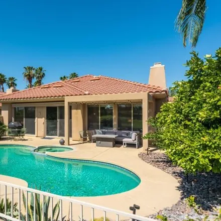Rent this 3 bed house on Rancho Mirage Country Club in South Kavendish Drive, Rancho Mirage