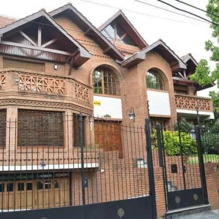 Rent this 4 bed house on Lisandro de la Torre 905 in Vicente López, Argentina