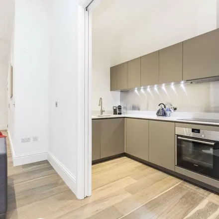 Image 3 - Sterling Mansions, 75 Leman Street, London, E1 8EY, United Kingdom - Apartment for rent