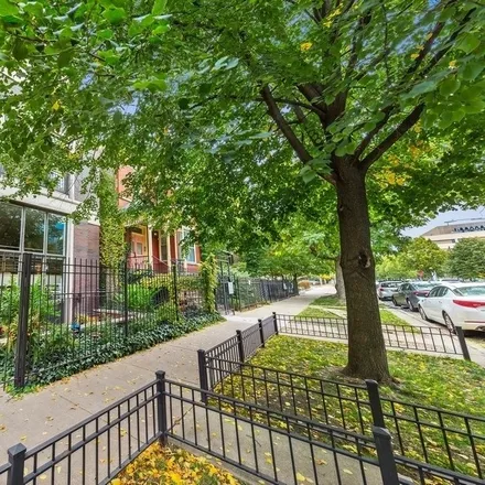 Image 1 - 1525 North Claremont Avenue, Chicago, IL 60647, USA - House for sale