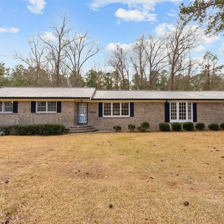 Buy this 3 bed house on 303 East Oak Street in Lake Waccamaw, Columbus County
