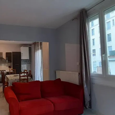 Image 2 - 63150 La Bourboule, France - Apartment for rent