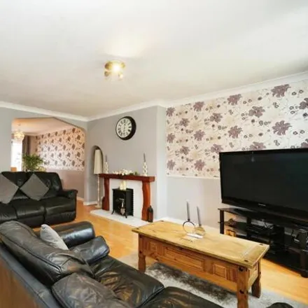 Image 3 - Mulcaster Avenue, Swindon, SN5 6EG, United Kingdom - Duplex for sale