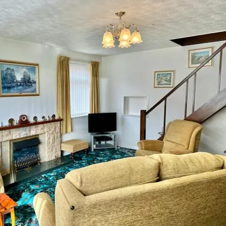 Image 4 - Chartwell Avenue, Wingerworth, S42 6SP, United Kingdom - House for sale