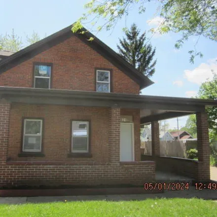 Buy this 5 bed house on 702 West 5th Street in Monroe, MI 48161