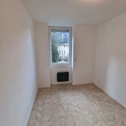 Rent this 3 bed apartment on 17 Rue de l'Hôtel de Ville in 01130 Nantua, France