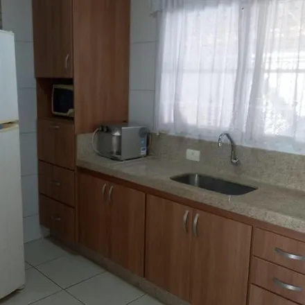 Buy this 3 bed house on Rua Missionário Jair Pereira in Tulipas, Jundiaí - SP