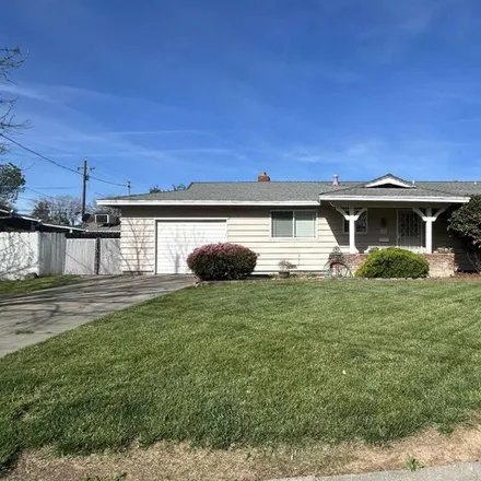 Buy this 3 bed house on 928 Franzel Circle in Red Bluff, CA 96080