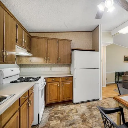 Image 6 - 3834 Patterson Court, Redding, CA 96003, USA - Apartment for sale
