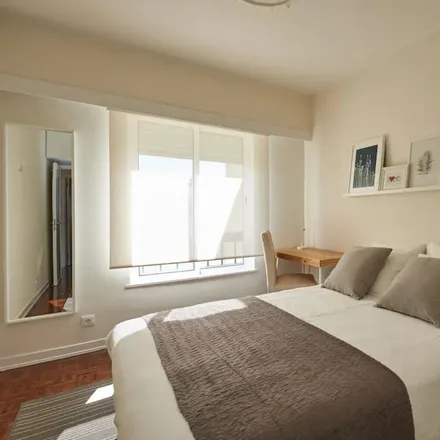 Rent this 3 bed apartment on Rua das Rosas in 2775-629 Cascais, Portugal