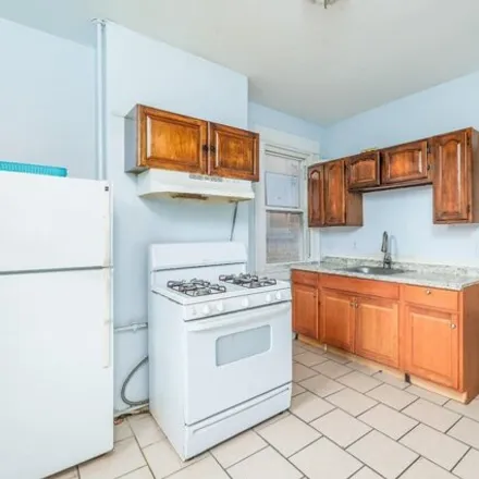 Image 3 - 159 Bidwell Avenue, West Bergen, Jersey City, NJ 07305, USA - House for sale