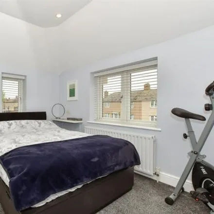 Image 6 - Burnell Avenue, Belle Grove, London, DA16 3HN, United Kingdom - Duplex for sale