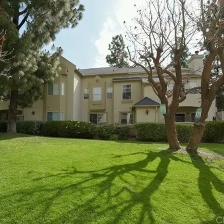 Buy this 2 bed condo on 2089 Lakeridge Circle in Chula Vista, CA 91913